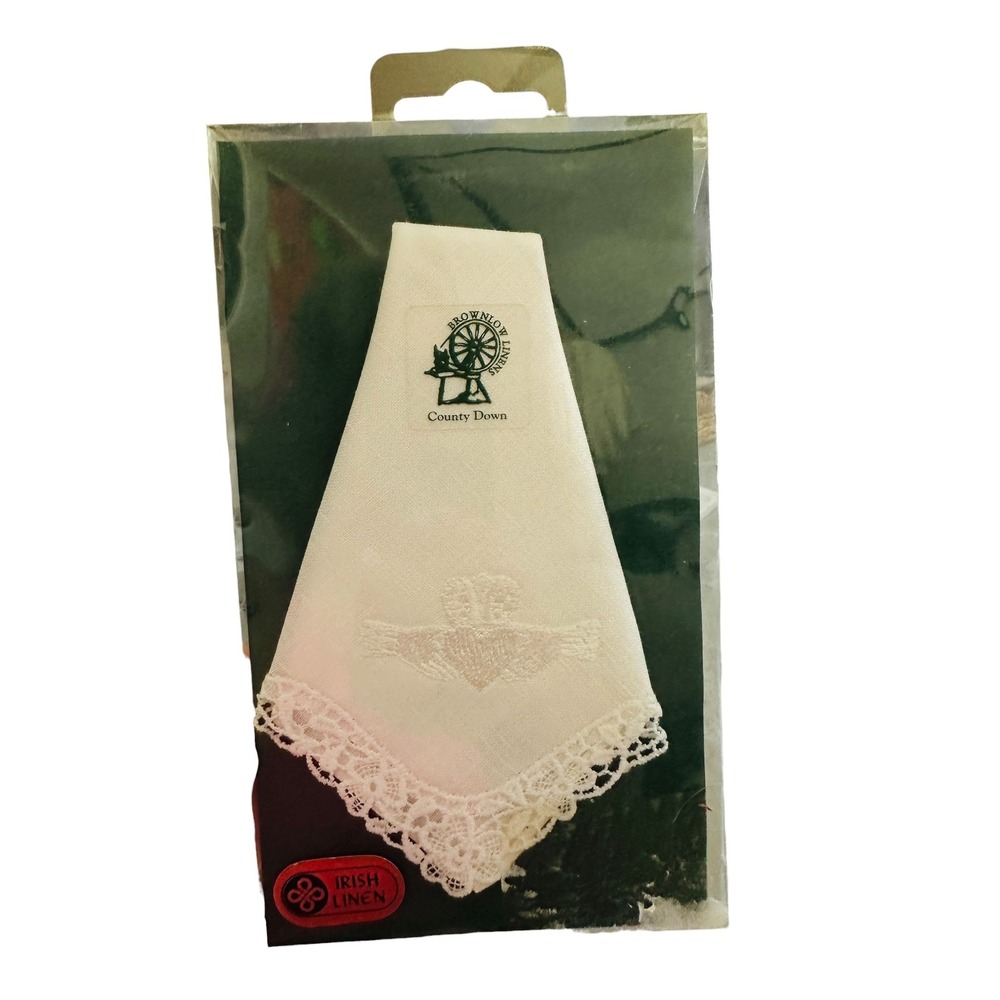 Brownlow Linen Ireland White Irish Linen Lace Claddagh Handkerchief NIP